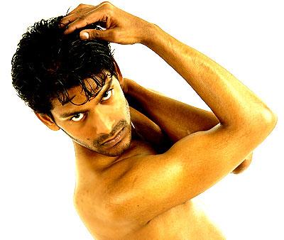 Exotique: Gay Escort in East Sussex, UK