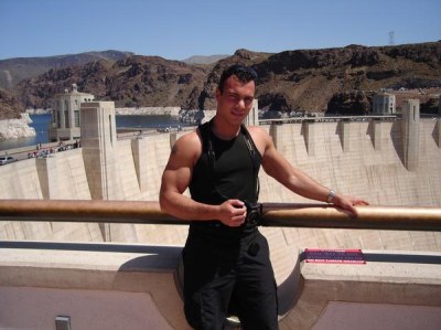 YottaDuo: Gay Masseur in California, US